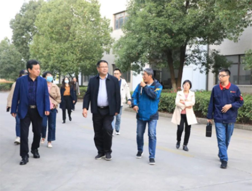 省发改委调研组莅临LETOU乐投工厂调研